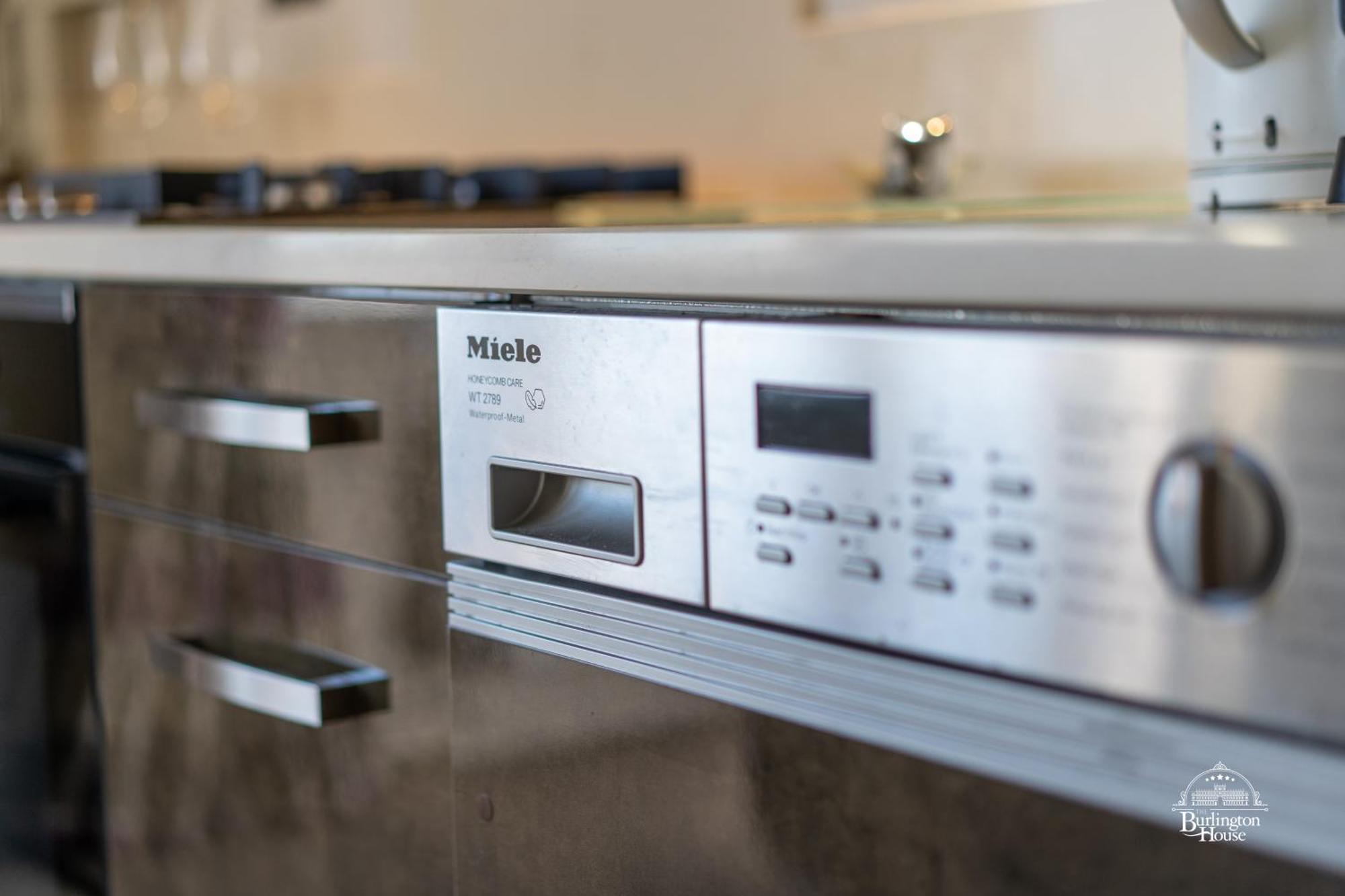 Burlington House Boutique Oxford Exterior foto Miele dishwasher
